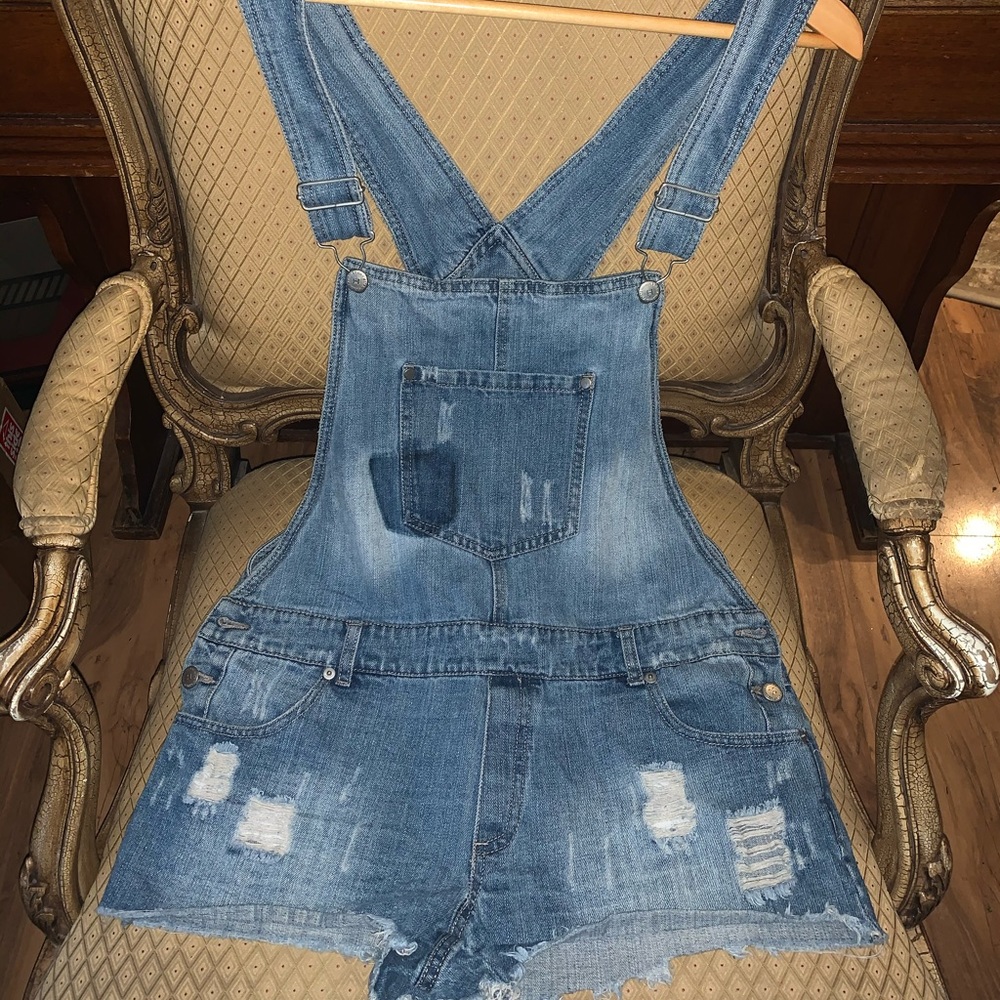 Distressed overalls